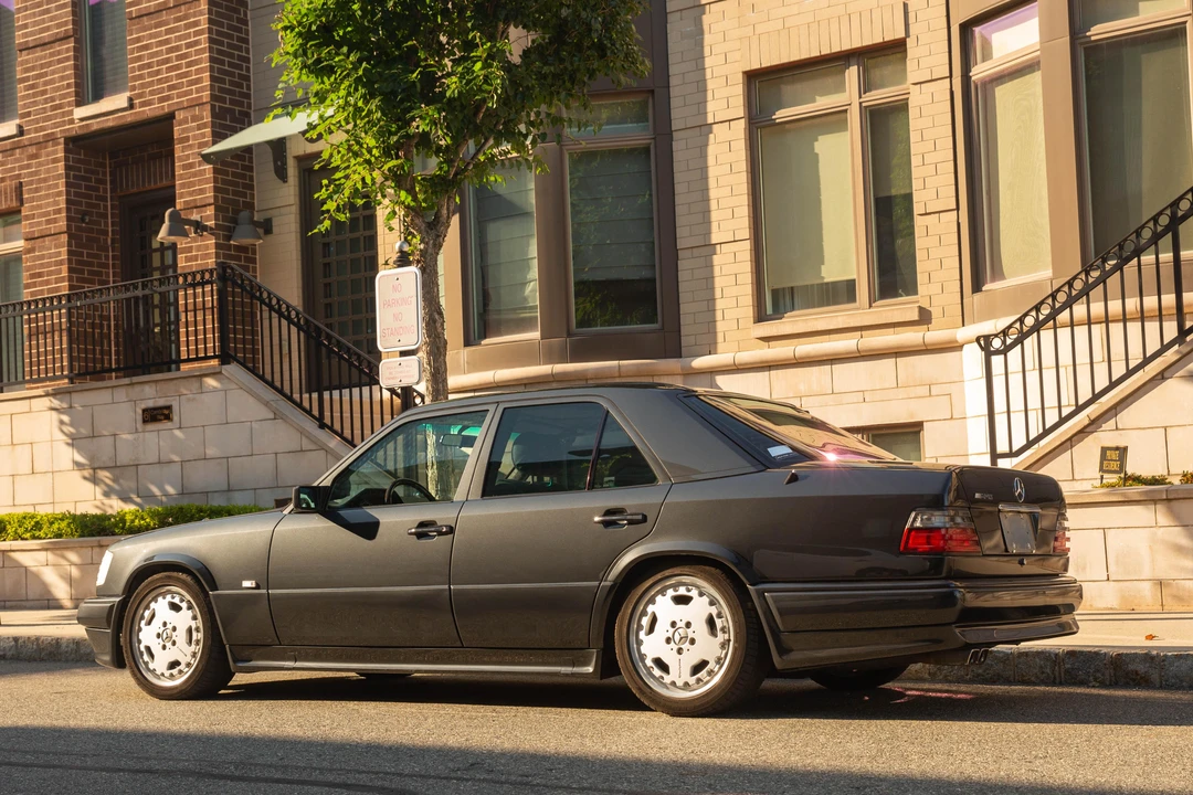 1993 Mercedes-Benz W124 E-Class - Image 11 of 31