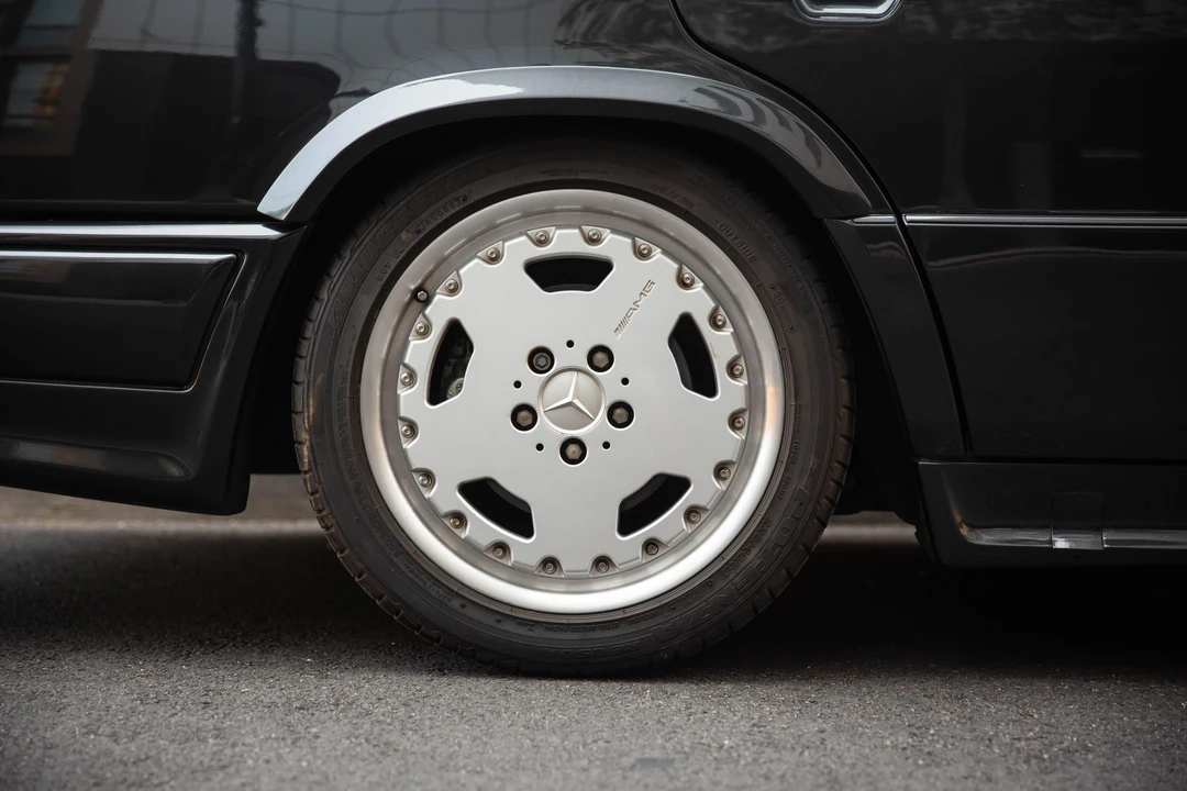 1993 Mercedes-Benz W124 E-Class - Image 26 of 31