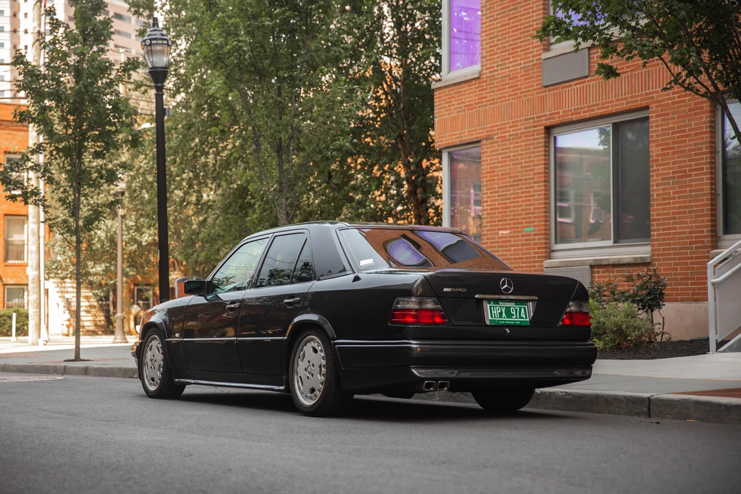 1993 Mercedes-Benz W124 E-Class - Image 12 of 31