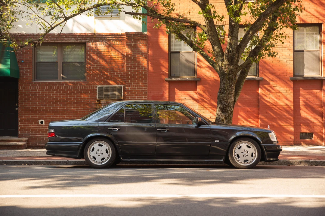 1993 Mercedes-Benz W124 E-Class - Image 4 of 31