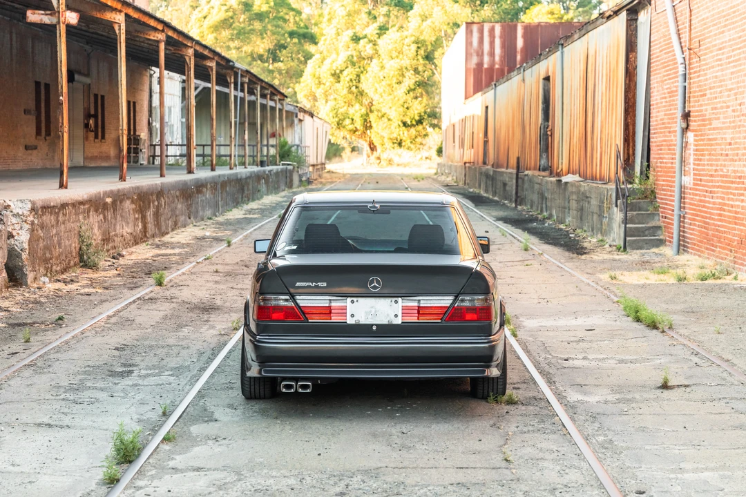 1993 Mercedes-Benz W124 E-Class - Image 10 of 31