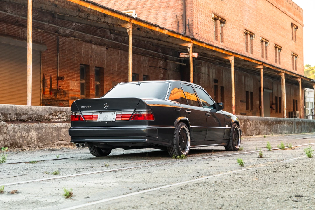 1993 Mercedes-Benz W124 E-Class - Image 14 of 31