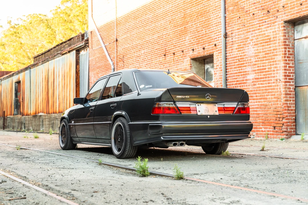 1993 Mercedes-Benz W124 E-Class - Image 9 of 31