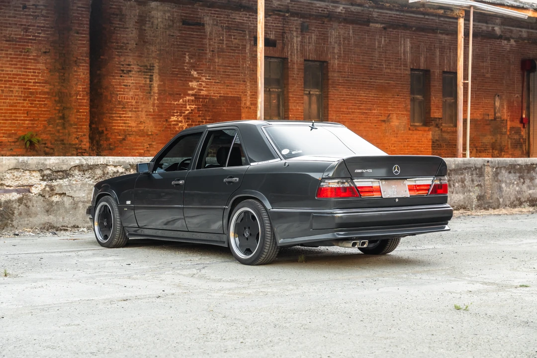 1993 Mercedes-Benz W124 E-Class - Image 8 of 31