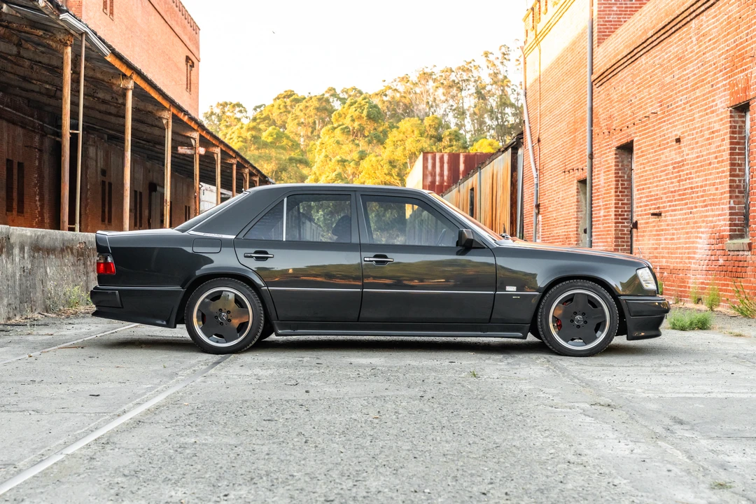 1993 Mercedes-Benz W124 E-Class - Image 17 of 31