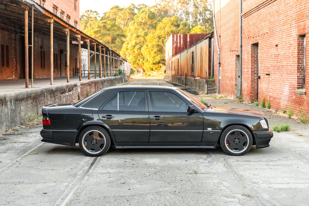 1993 Mercedes-Benz W124 E-Class - Image 16 of 31