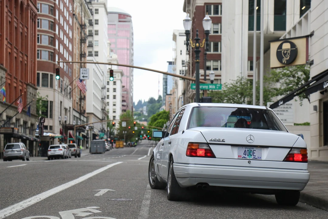 1993 Mercedes-Benz W124 E-Class - Image 17 of 31