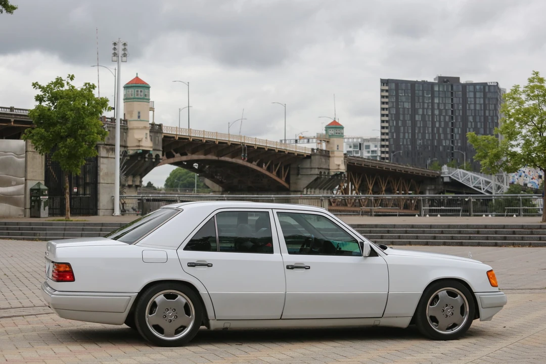 1993 Mercedes-Benz W124 E-Class - Image 21 of 31