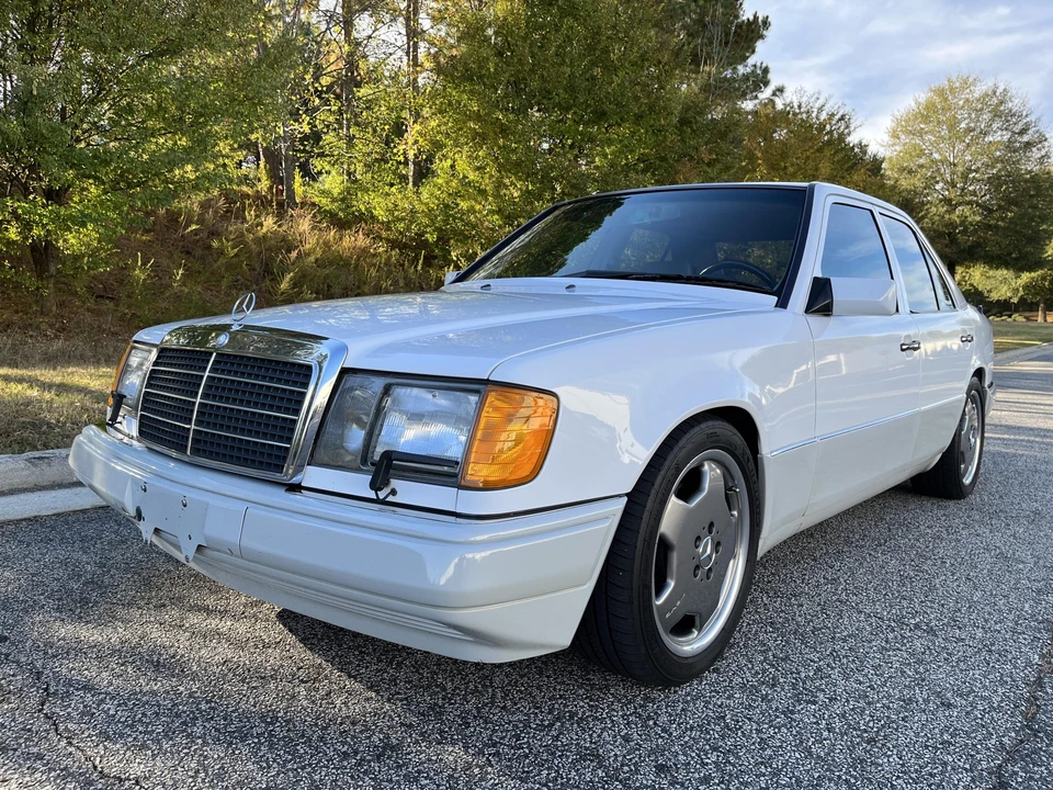 1993 Mercedes-Benz W124 E-Class - Image 4 of 31
