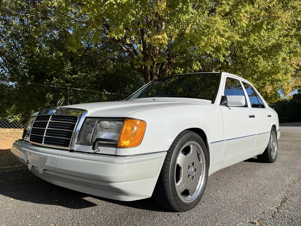 1993 Mercedes-Benz W124 E-Class - Image 5 of 31