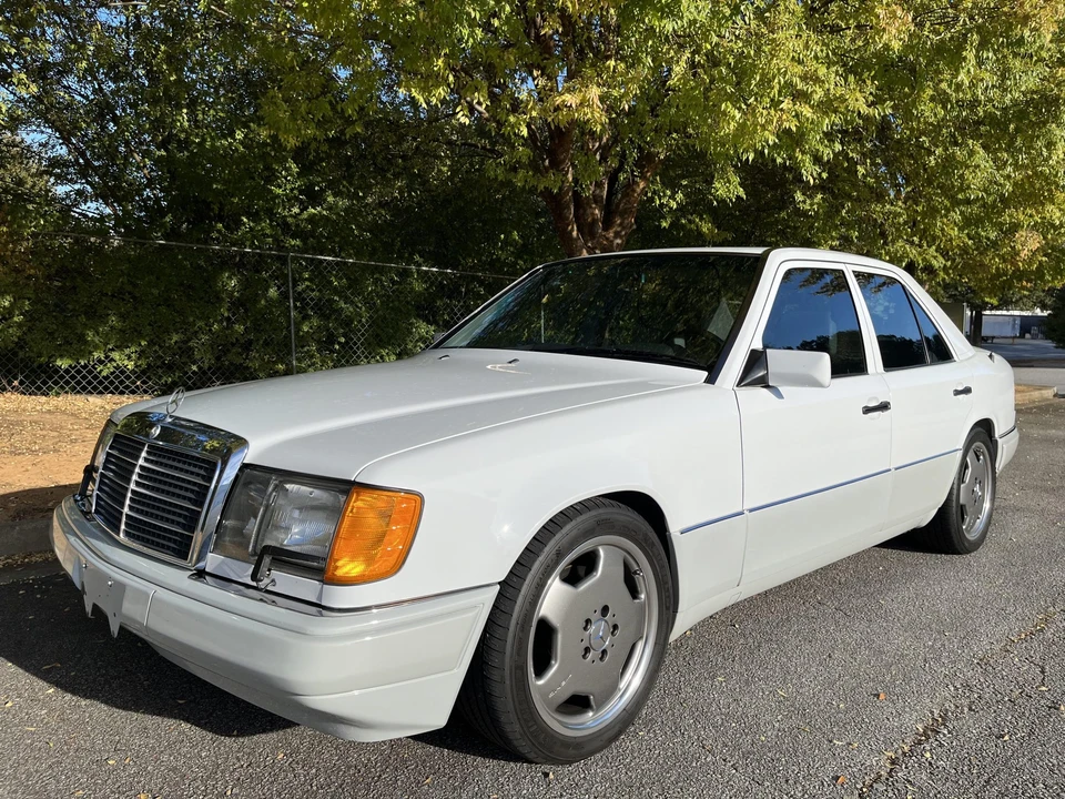 1993 Mercedes-Benz W124 E-Class - Image 6 of 31