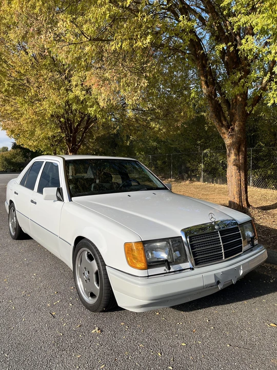 1993 Mercedes-Benz W124 E-Class - Image 25 of 31