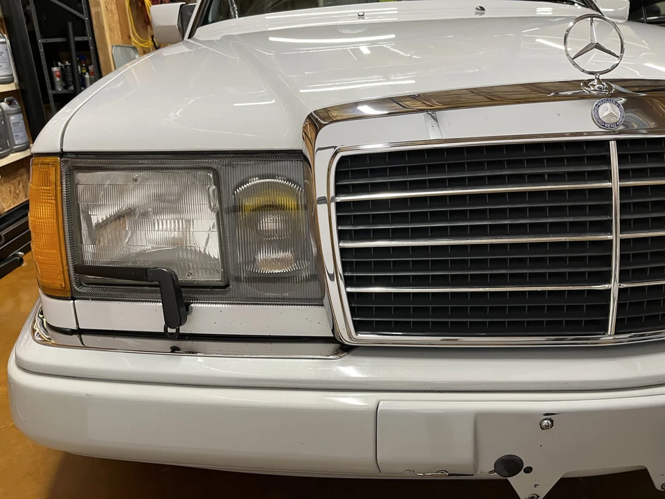 1993 Mercedes-Benz W124 E-Class - Image 31 of 31