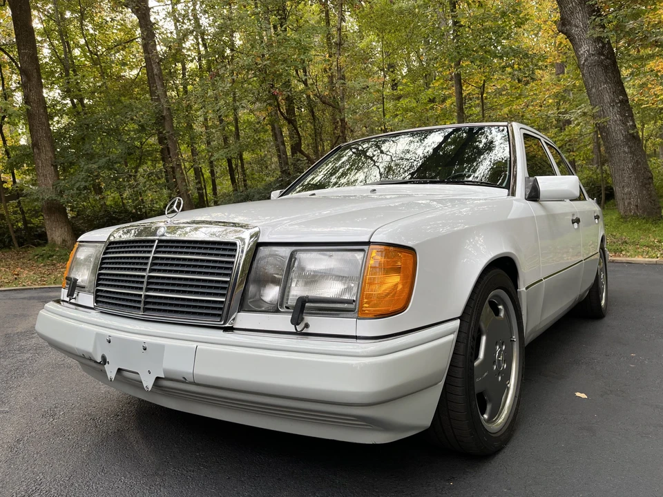 1993 Mercedes-Benz W124 E-Class - Image 3 of 31