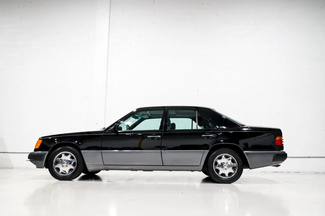 1993 Mercedes-Benz W124 E-Class - Image 6 of 31