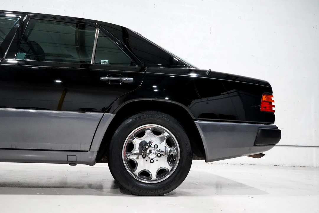 1993 Mercedes-Benz W124 E-Class - Image 8 of 31
