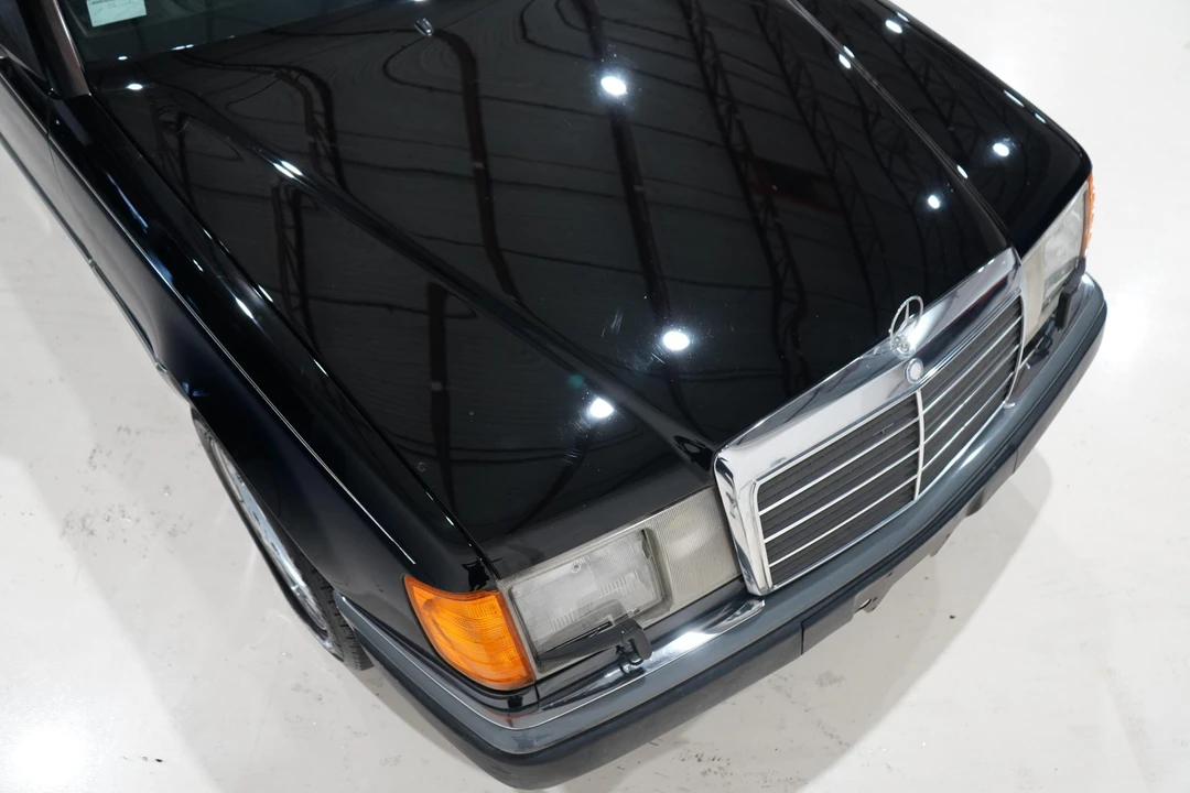 1993 Mercedes-Benz W124 E-Class - Image 11 of 31