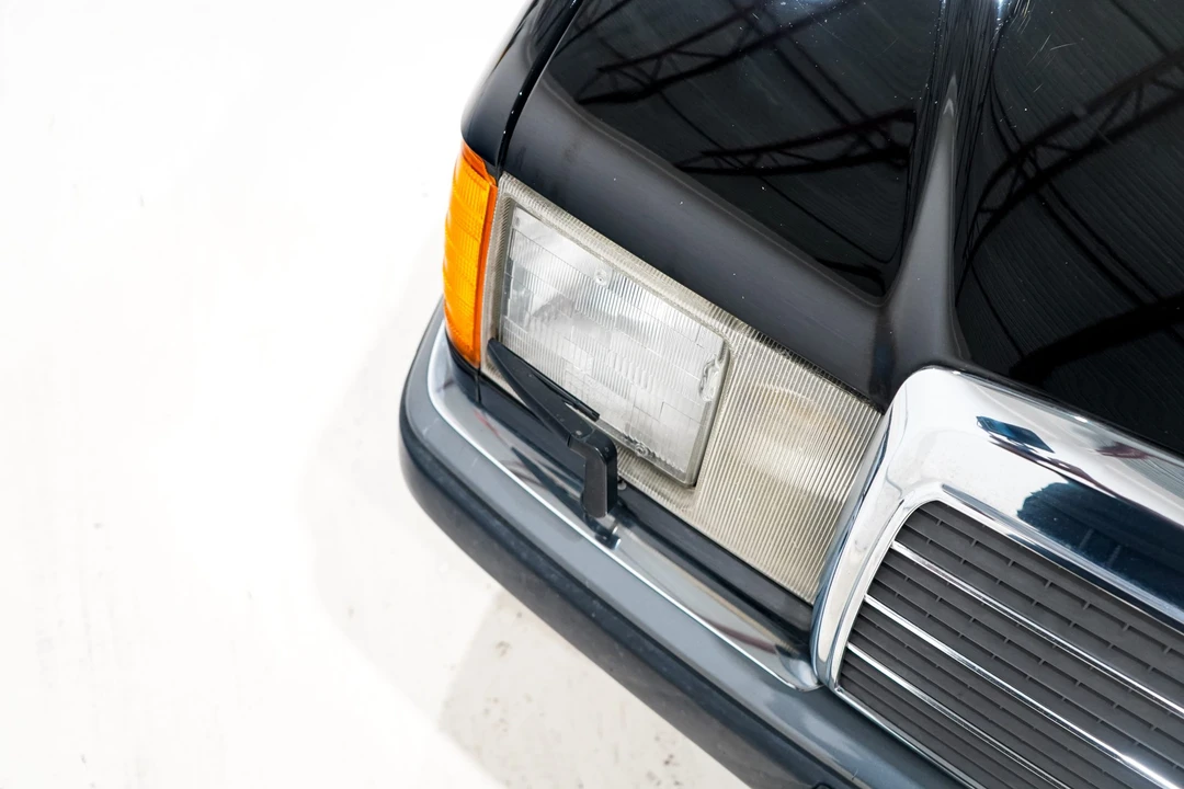 1993 Mercedes-Benz W124 E-Class - Image 14 of 31