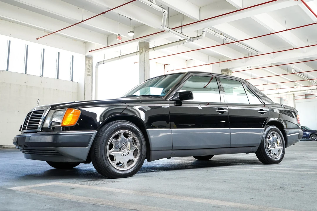 1993 Mercedes-Benz W124 E-Class - Image 3 of 31