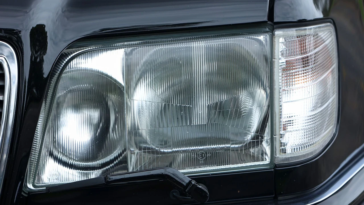 1993 Mercedes-Benz 500E & E500 - Image 5 of 31