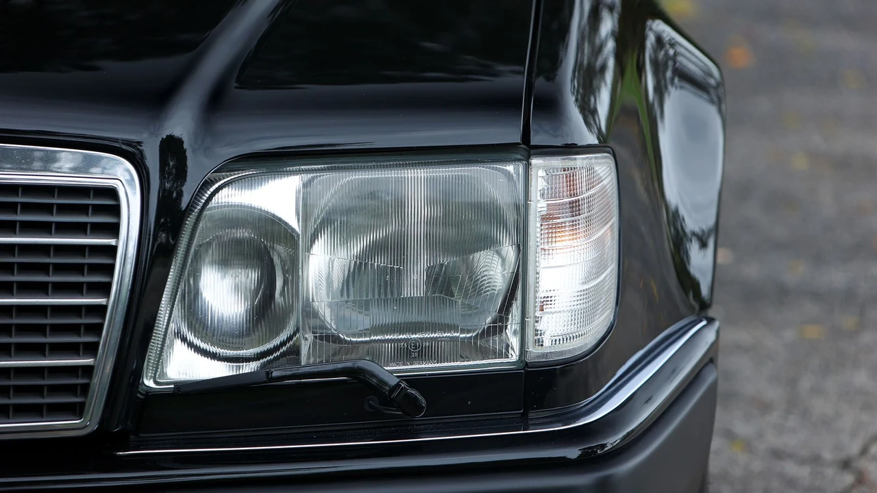 1993 Mercedes-Benz 500E & E500 - Image 4 of 31