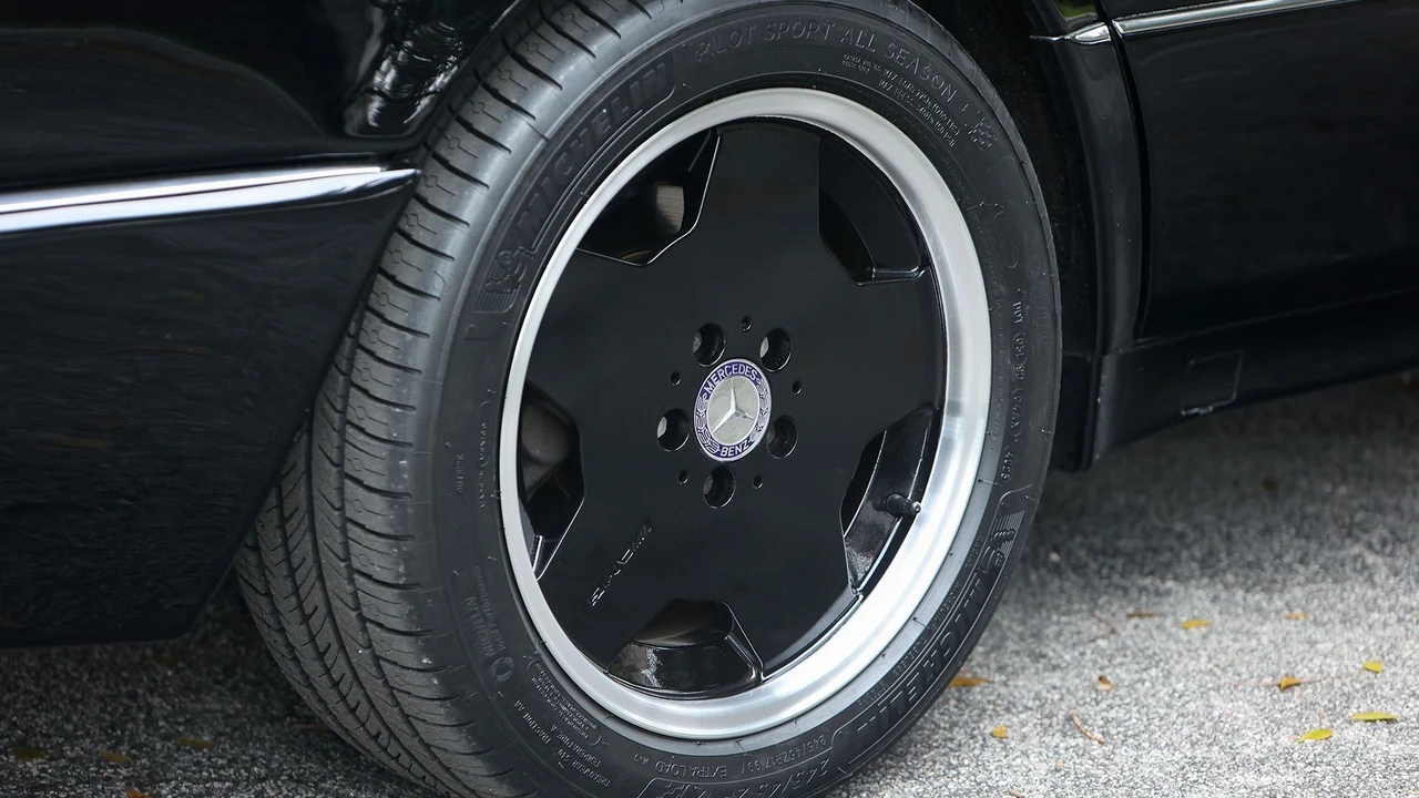 1993 Mercedes-Benz 500E & E500 - Image 13 of 31