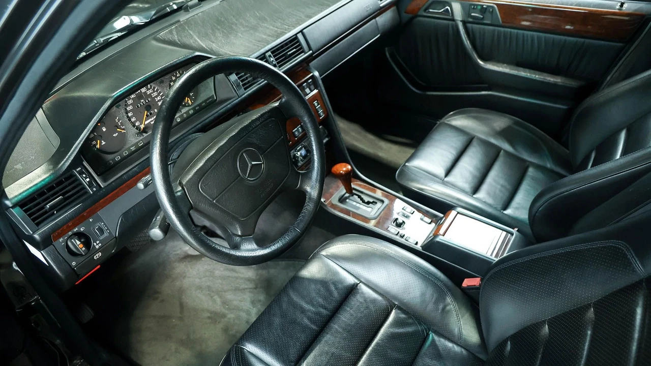 1993 Mercedes-Benz 500E & E500 - Image 8 of 31