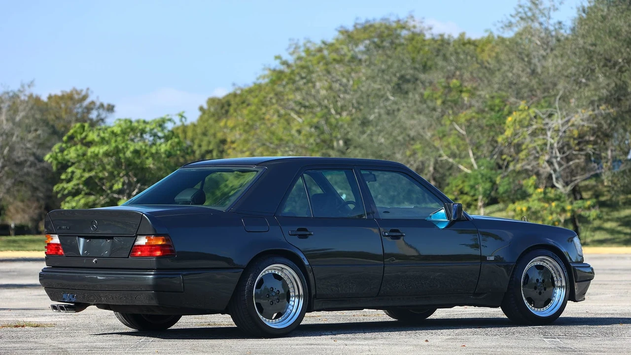 1993 Mercedes-Benz 500E & E500 - Image 14 of 31