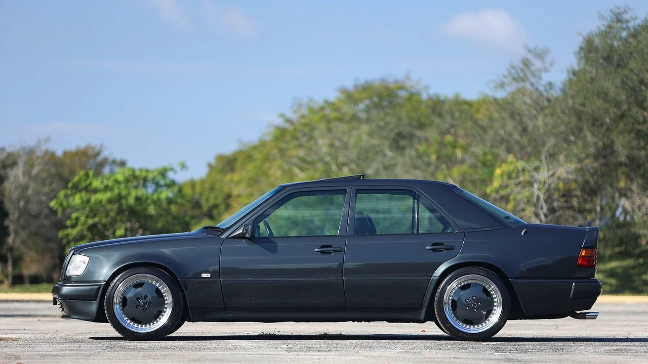1993 Mercedes-Benz 500E & E500 - Image 13 of 31