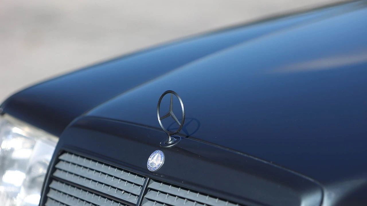 1993 Mercedes-Benz 500E & E500 - Image 22 of 31