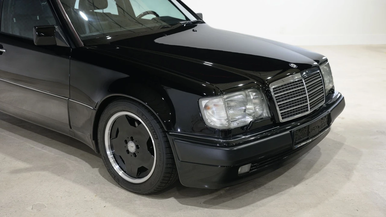 1993 Mercedes-Benz 500E & E500 - Image 17 of 31