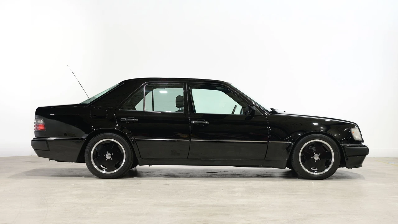 1993 Mercedes-Benz 500E & E500 - Image 2 of 31