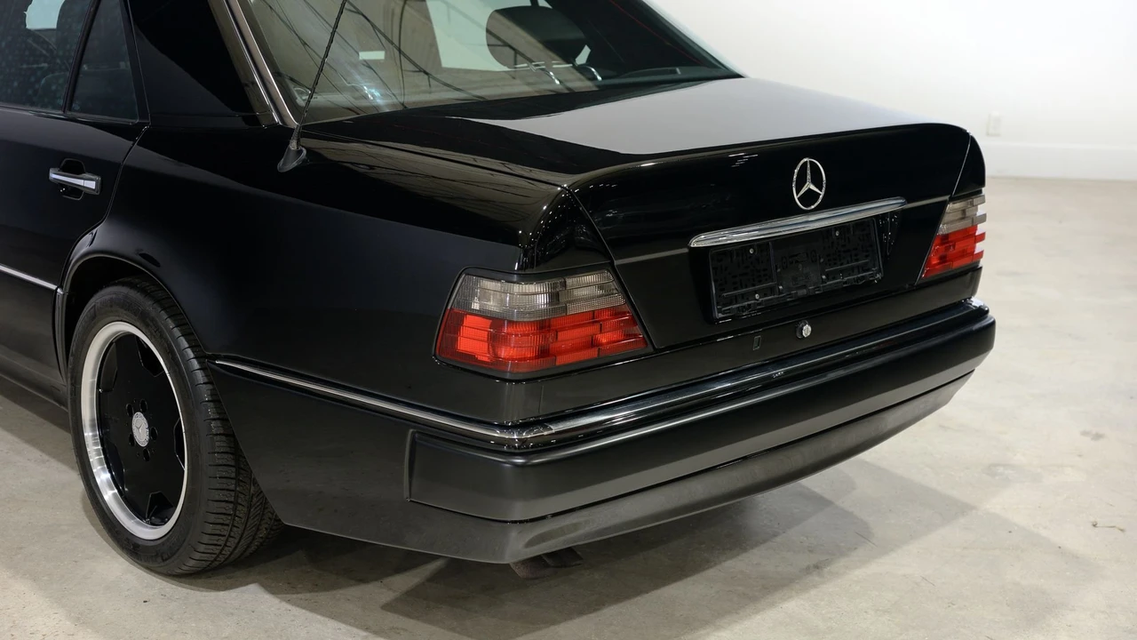 1993 Mercedes-Benz 500E & E500 - Image 25 of 31