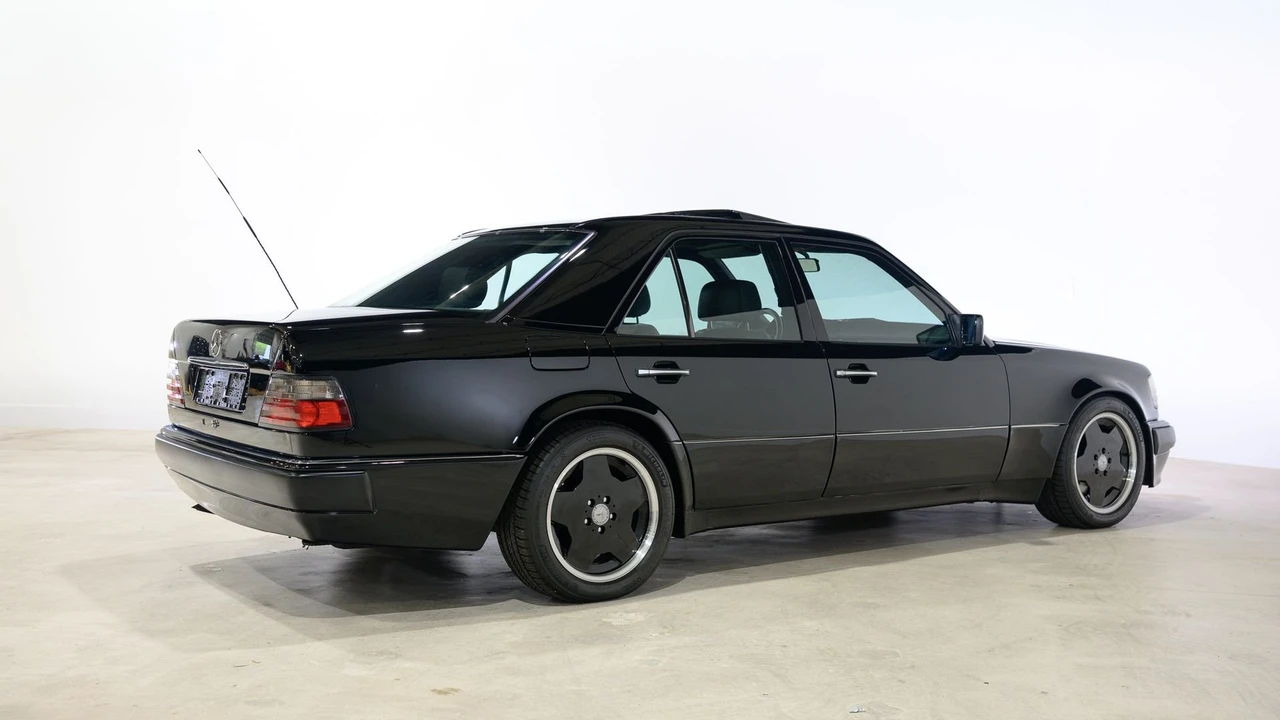 1993 Mercedes-Benz 500E & E500 - Image 22 of 31