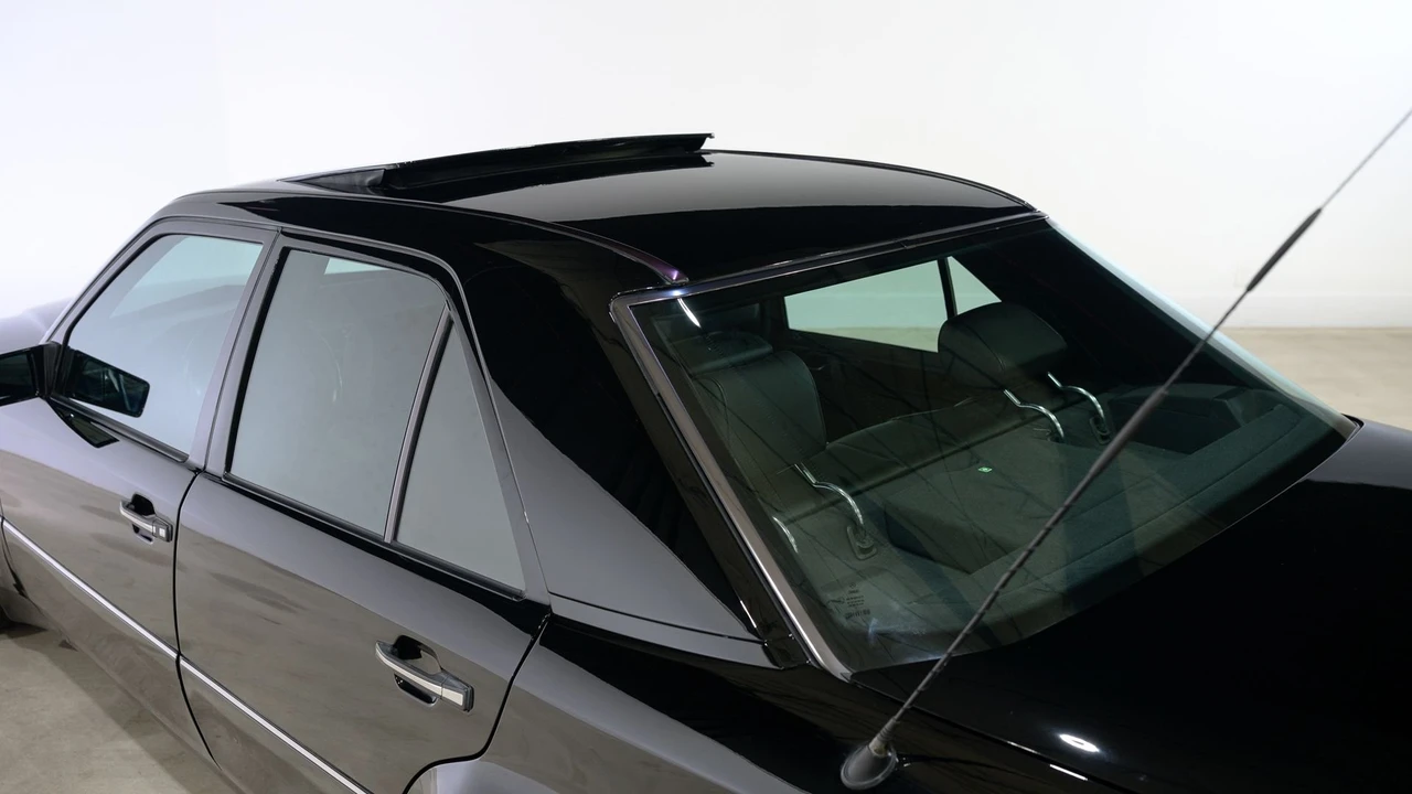 1993 Mercedes-Benz 500E & E500 - Image 21 of 31