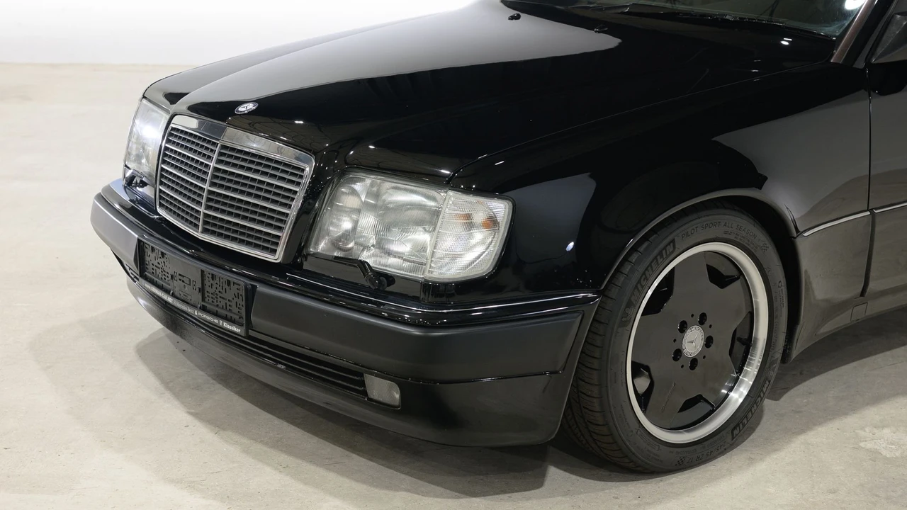 1993 Mercedes-Benz 500E & E500 - Image 14 of 31