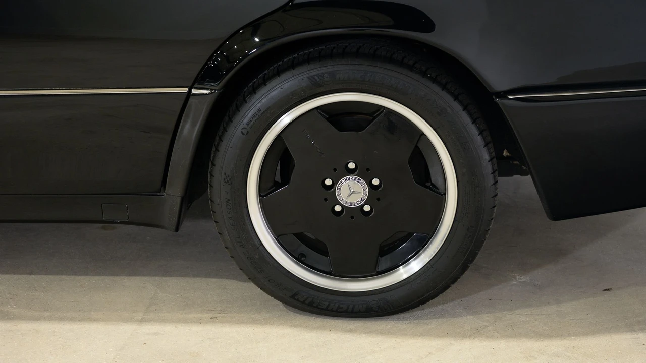 1993 Mercedes-Benz 500E & E500 - Image 30 of 31