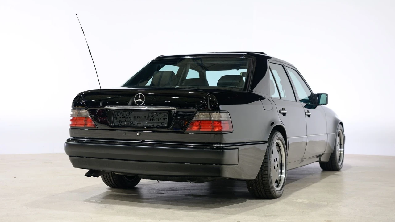 1993 Mercedes-Benz 500E & E500 - Image 18 of 31