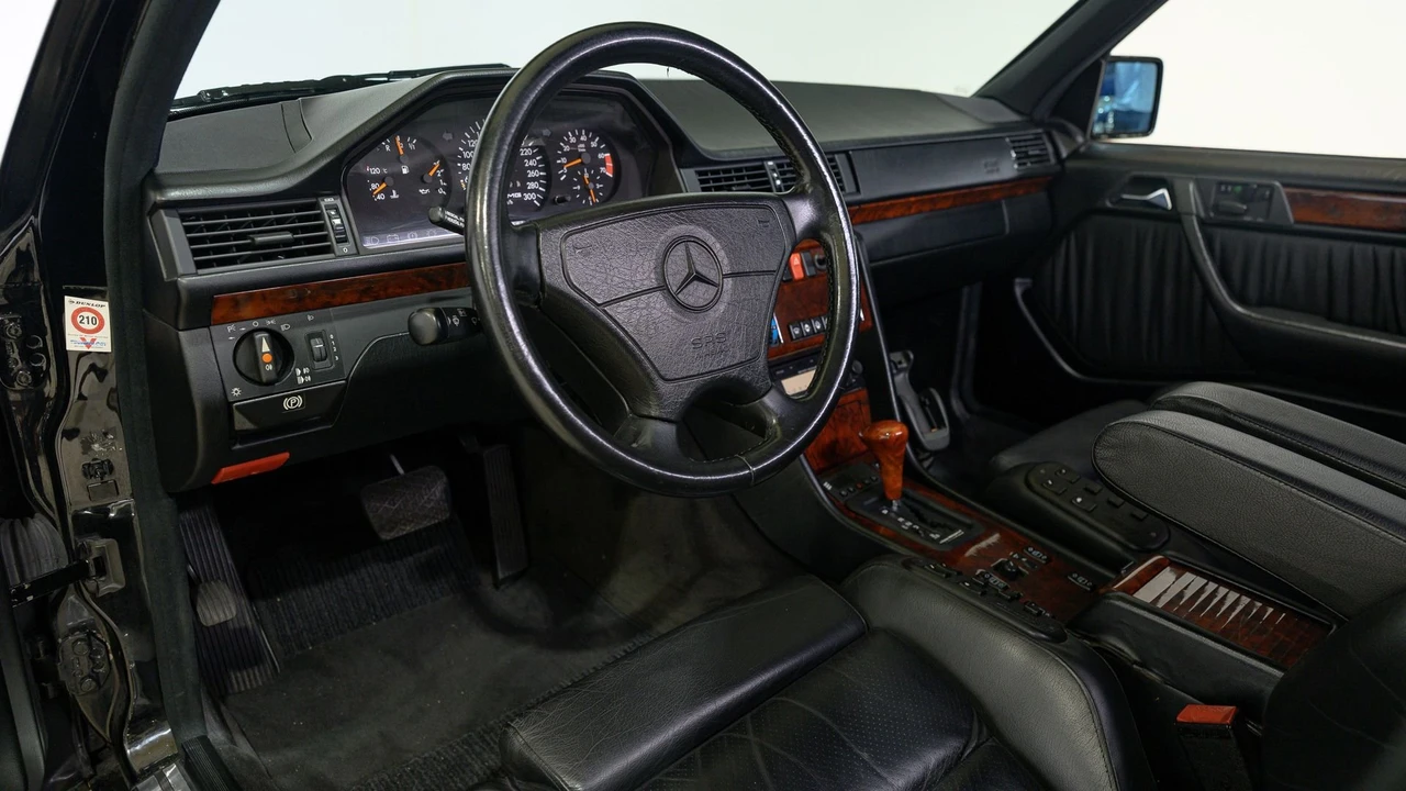 1993 Mercedes-Benz 500E & E500 - Image 29 of 31