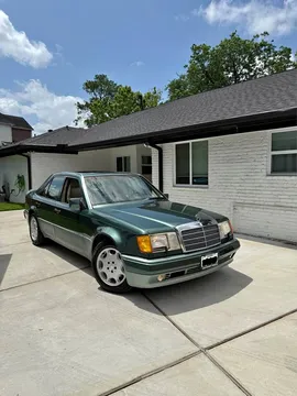 1993 Mercedes-Benz 500 E Sedan 4D