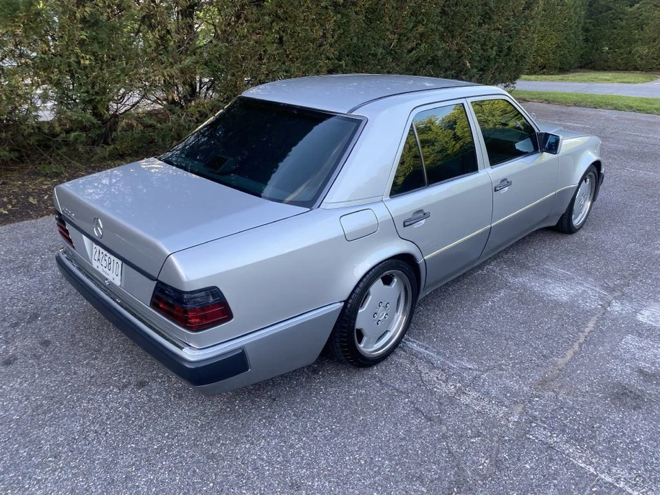 1993 Mercedes-Benz 500E & E500 - Image 11 of 24