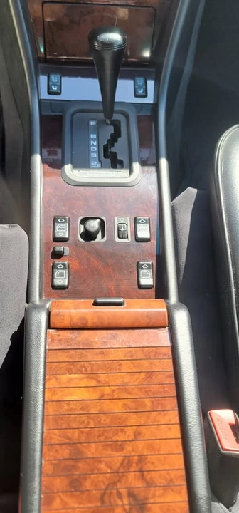 1993 Mercedes-Benz 500E & E500 - Image 8 of 19
