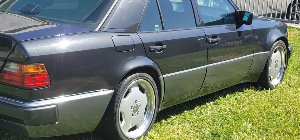 1993 Mercedes-Benz 500E & E500 - Image 3 of 19
