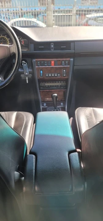 1993 Mercedes-Benz 500E & E500 - Image 12 of 19