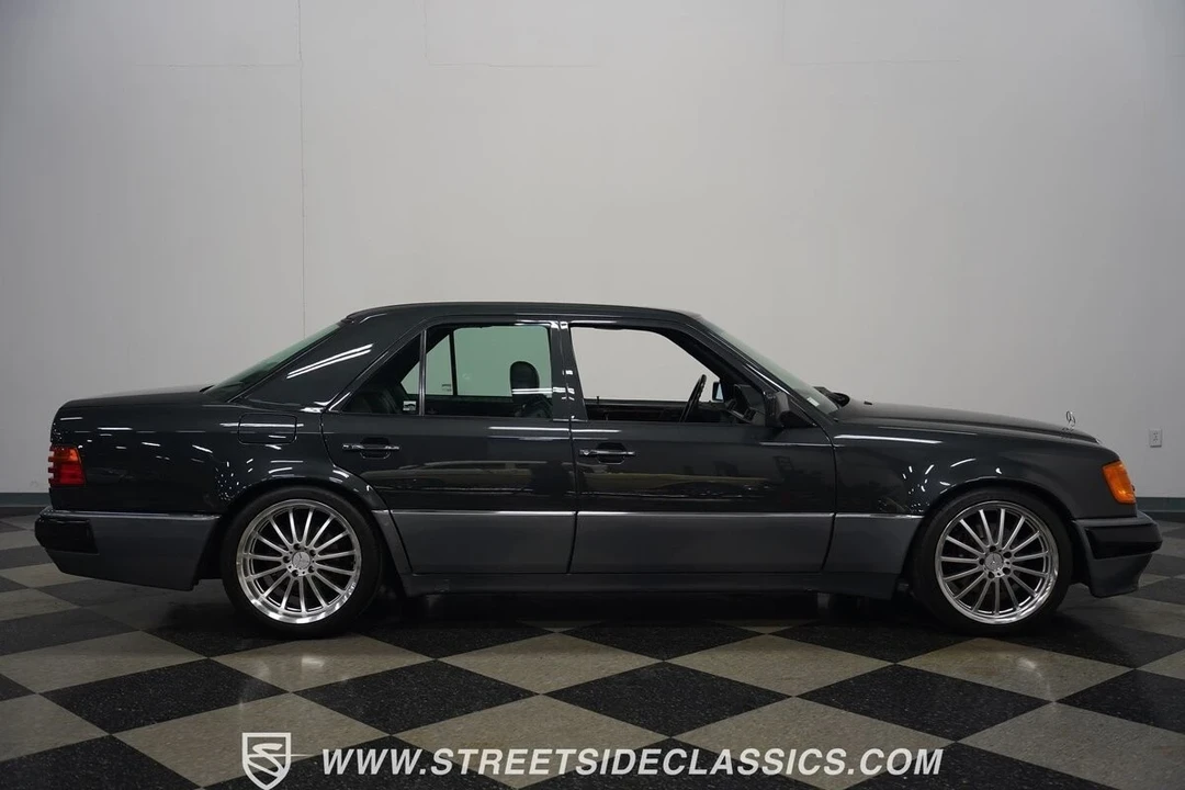 1993 Mercedes-Benz 500E & E500 - Image 18 of 21