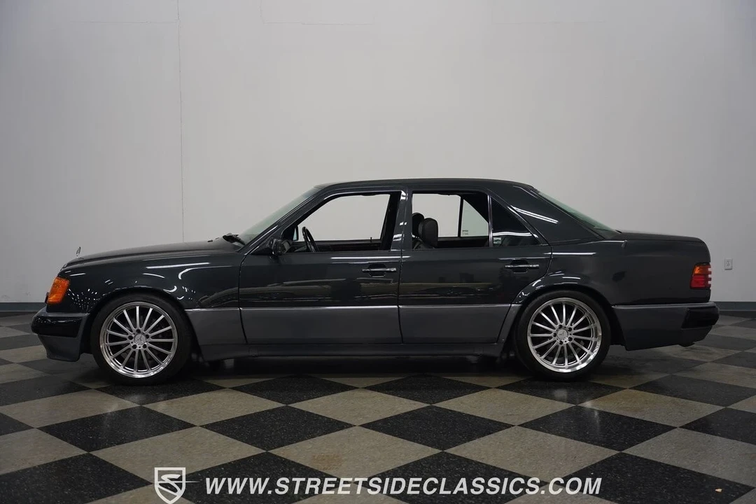 1993 Mercedes-Benz 500E & E500 - Image 3 of 21