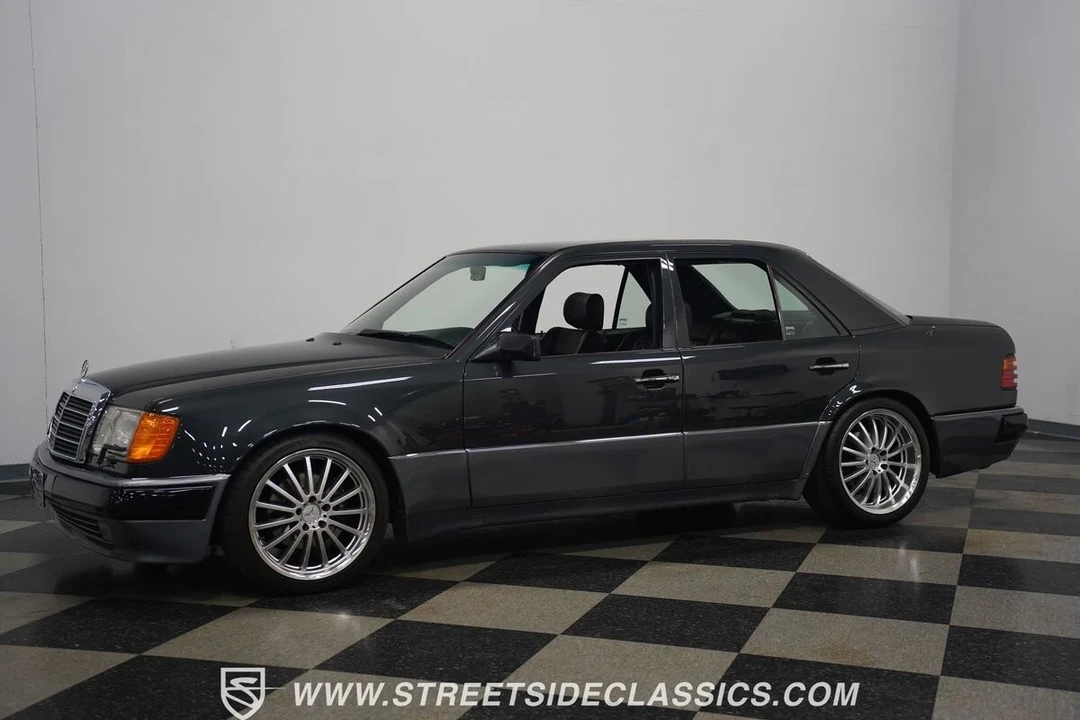 1993 Mercedes-Benz 500E & E500 - Image 9 of 21