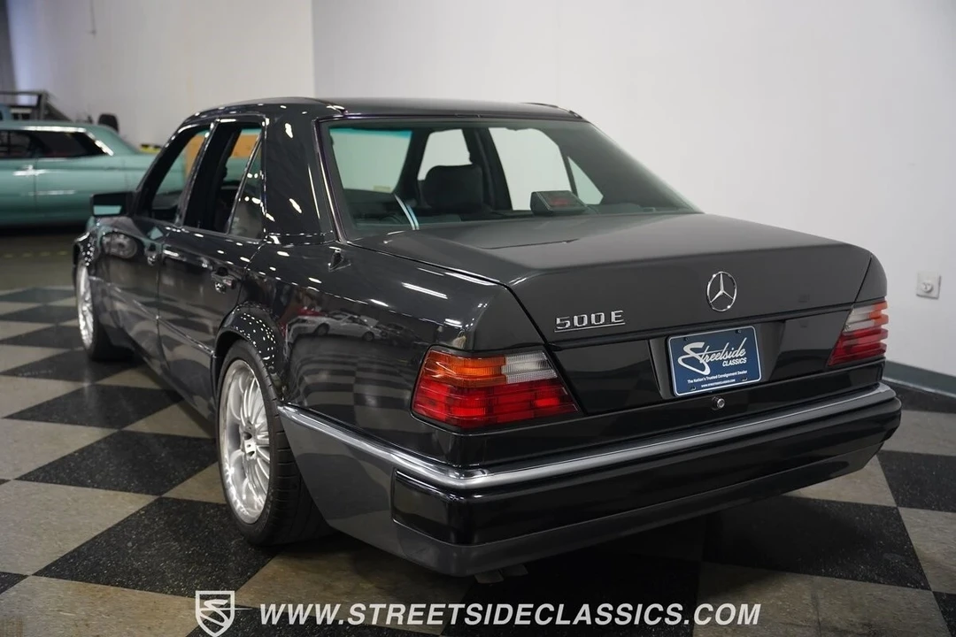 1993 Mercedes-Benz 500E & E500 - Image 13 of 21