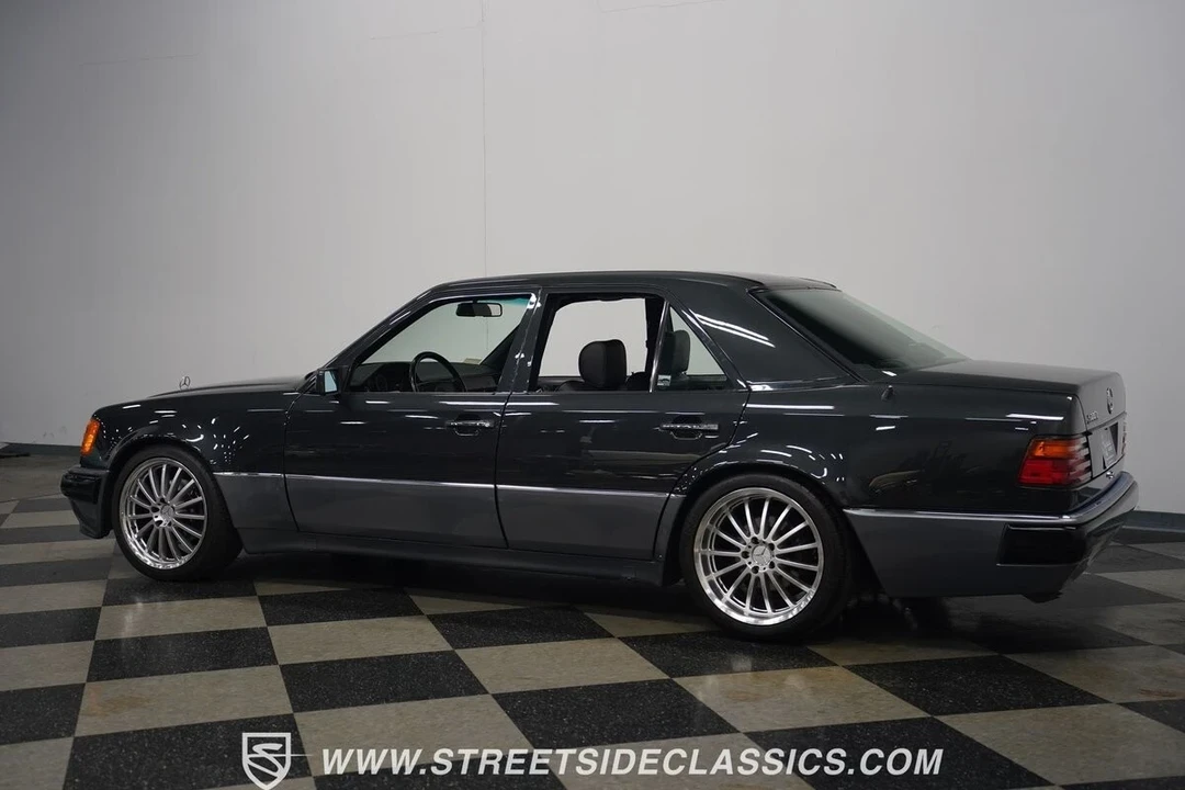 1993 Mercedes-Benz 500E & E500 - Image 11 of 21