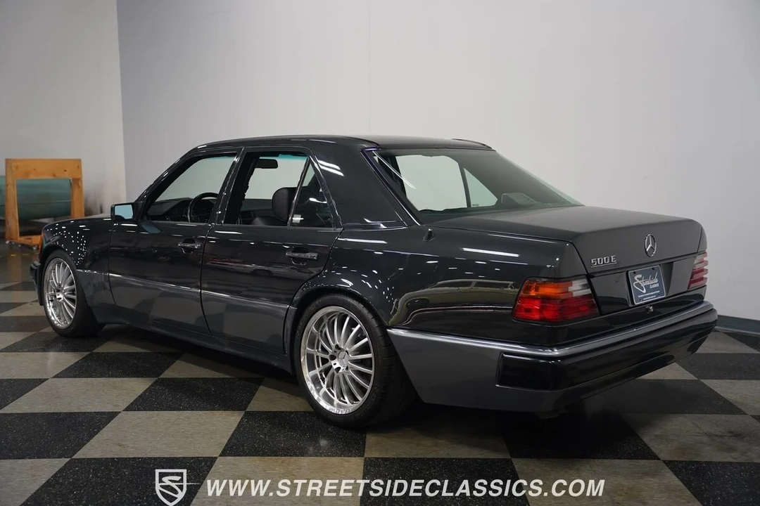 1993 Mercedes-Benz 500E & E500 - Image 12 of 21